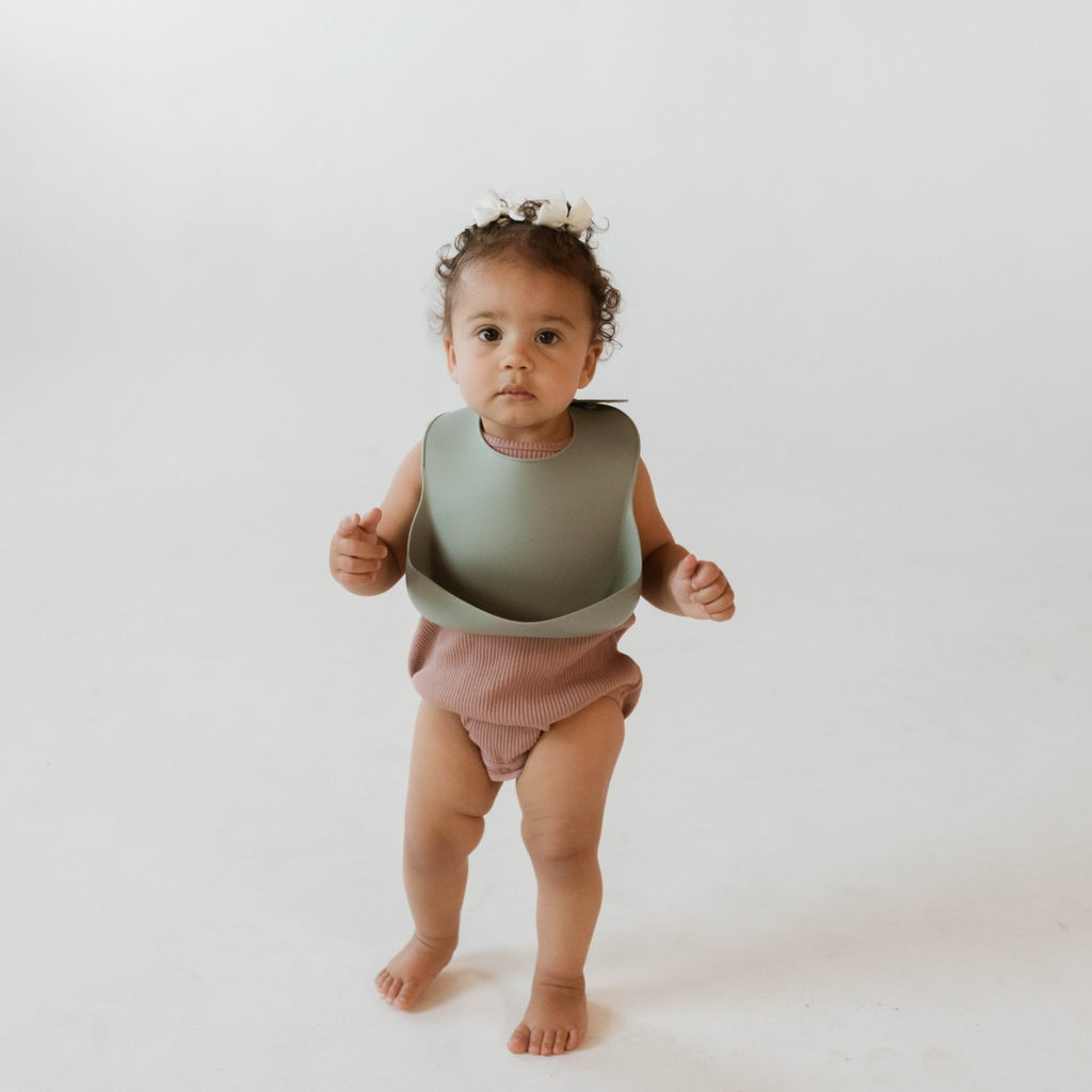 Silicone Bibs || Sage