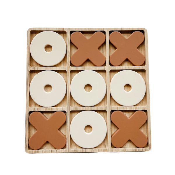 Pretty Please Teethers - Tic Tac Toe - Let's Play - A classic Montessori inspired game, that focuses on early learning, encourages open ended sensory play, and helps develop fine motor skills. Also, contributes to your child’s understanding of predictability, problem-solving and hand-eye coordination.